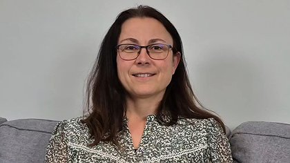 Illustration Lons-le-Saunier. Johanne Morel tente les municipales pour Lutte Ouvrière