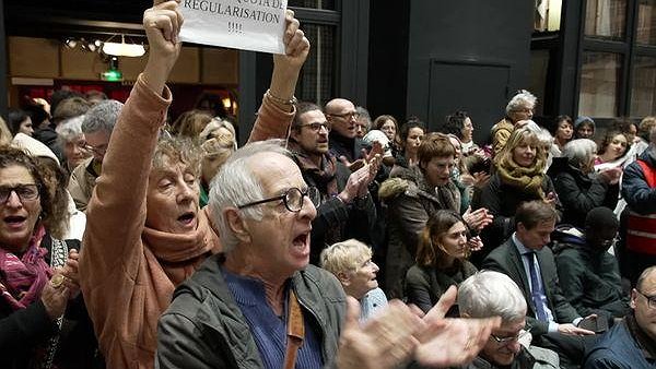 Illustration - Enfants à la rue dans la commune d’Edouard Philippe