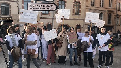 Illustration CHU : N° 1… en réduction de salaire