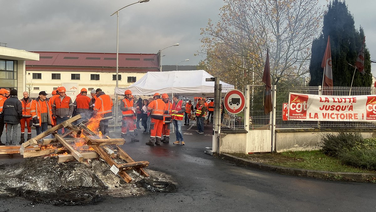 Illustration - Licenciements ArcelorMittal : le compte n'y est pas !