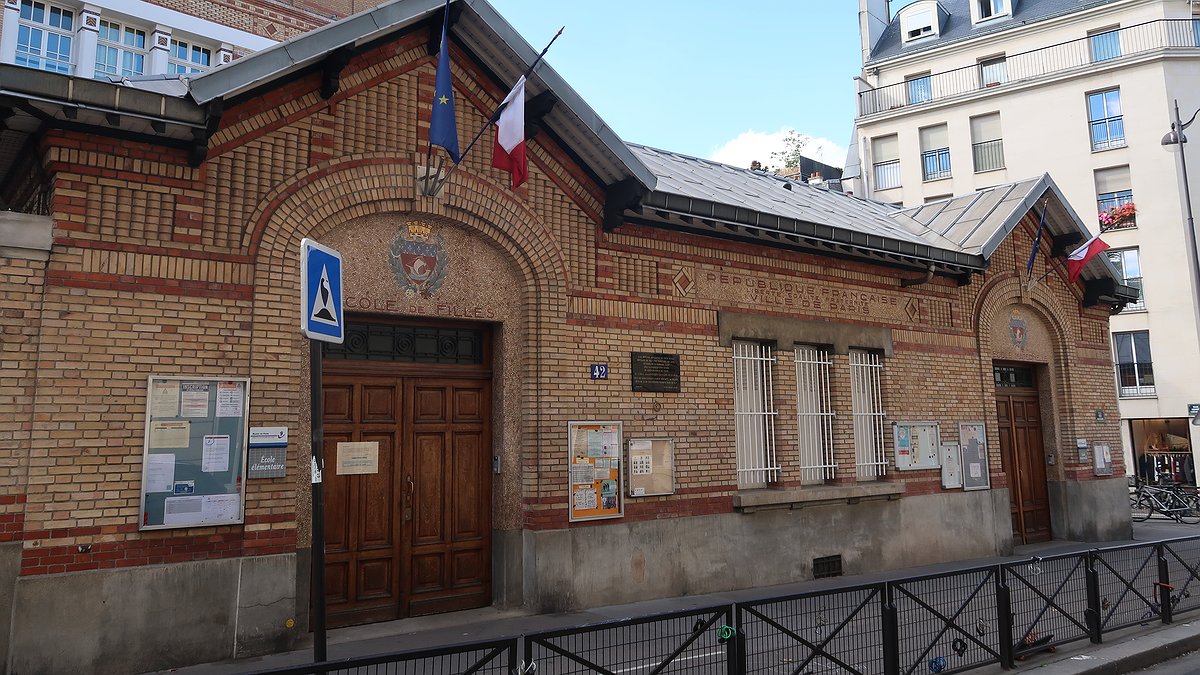 Illustration - Des milliers de suppressions de classes