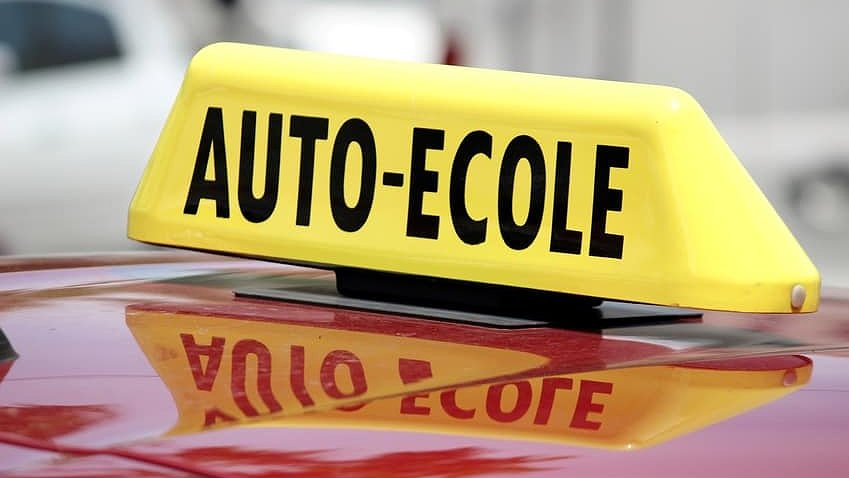 Illustration - manque de places au permis de conduire, incurie de l'Etat