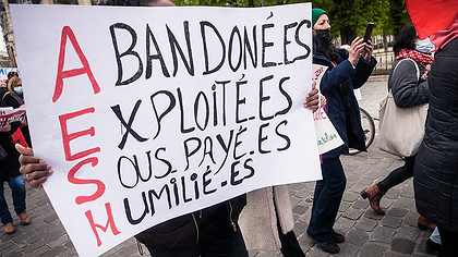 Illustration exclusion déguisée