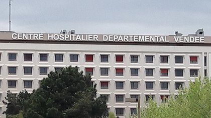 Illustration De l’argent pour l’hôpital, pas pour les Rafale