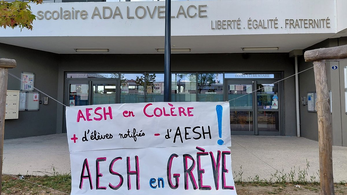 Illustration - AESH en grève et en colère !