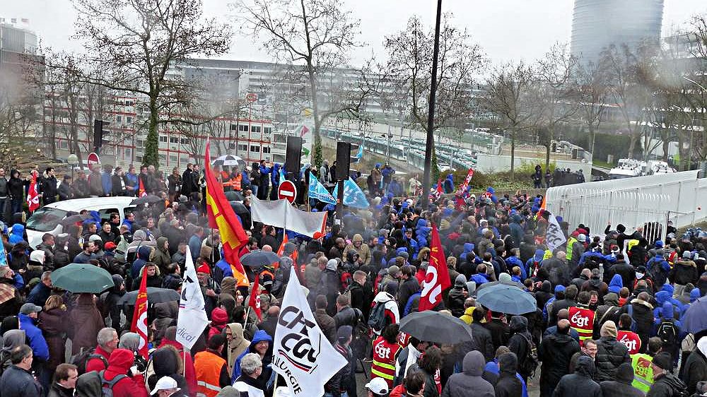 Illustration - les débrayages continuent