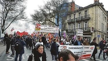 Illustration - manifestation contre la fermeture