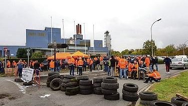 Illustration - Vallourec licencie, l’État complice