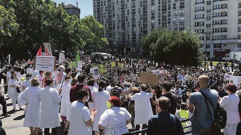 Illustration - Derrière la crise sanitaire, celle de l’hôpital !