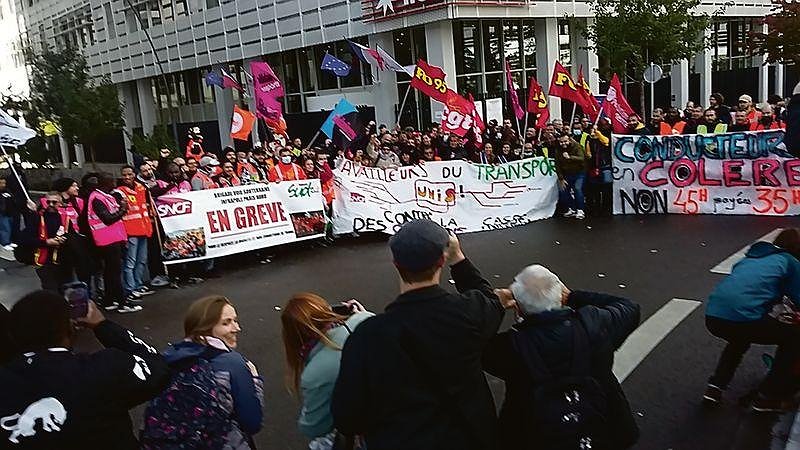 Illustration - les grévistes combatifs et déterminés